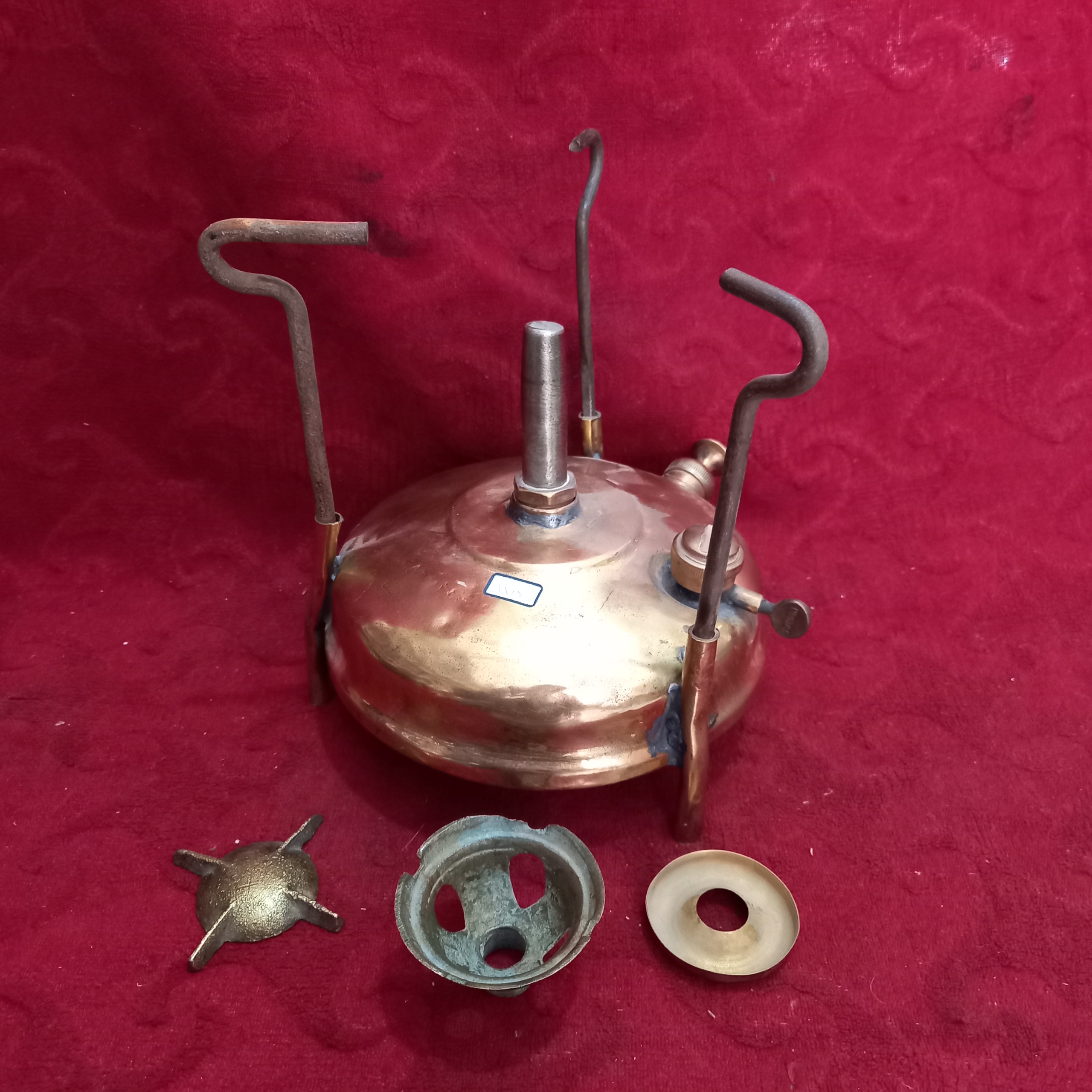 چراغ خوراکپزی 3پایه قدیمی