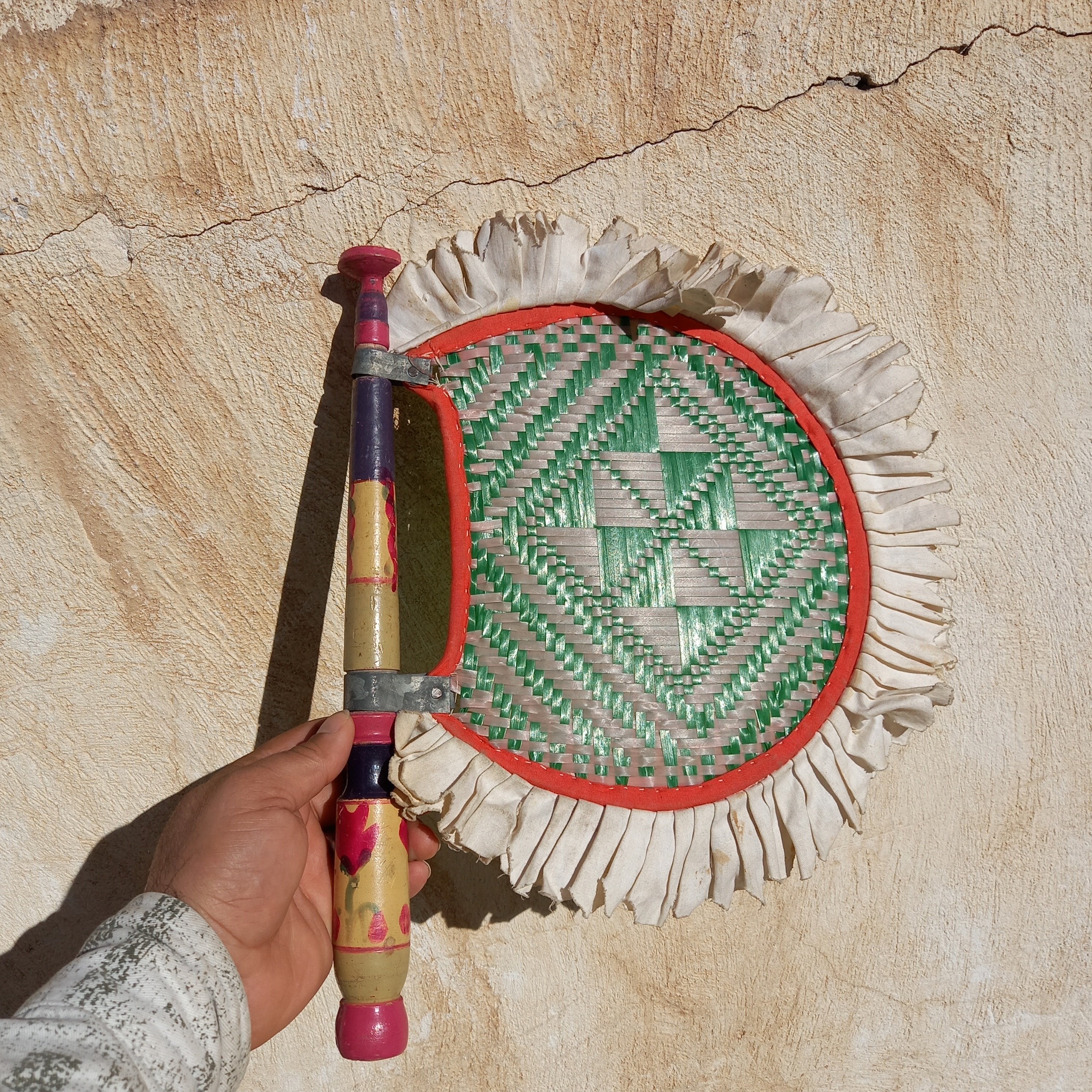 باد بزن دستی صنایع دستی قدیمی