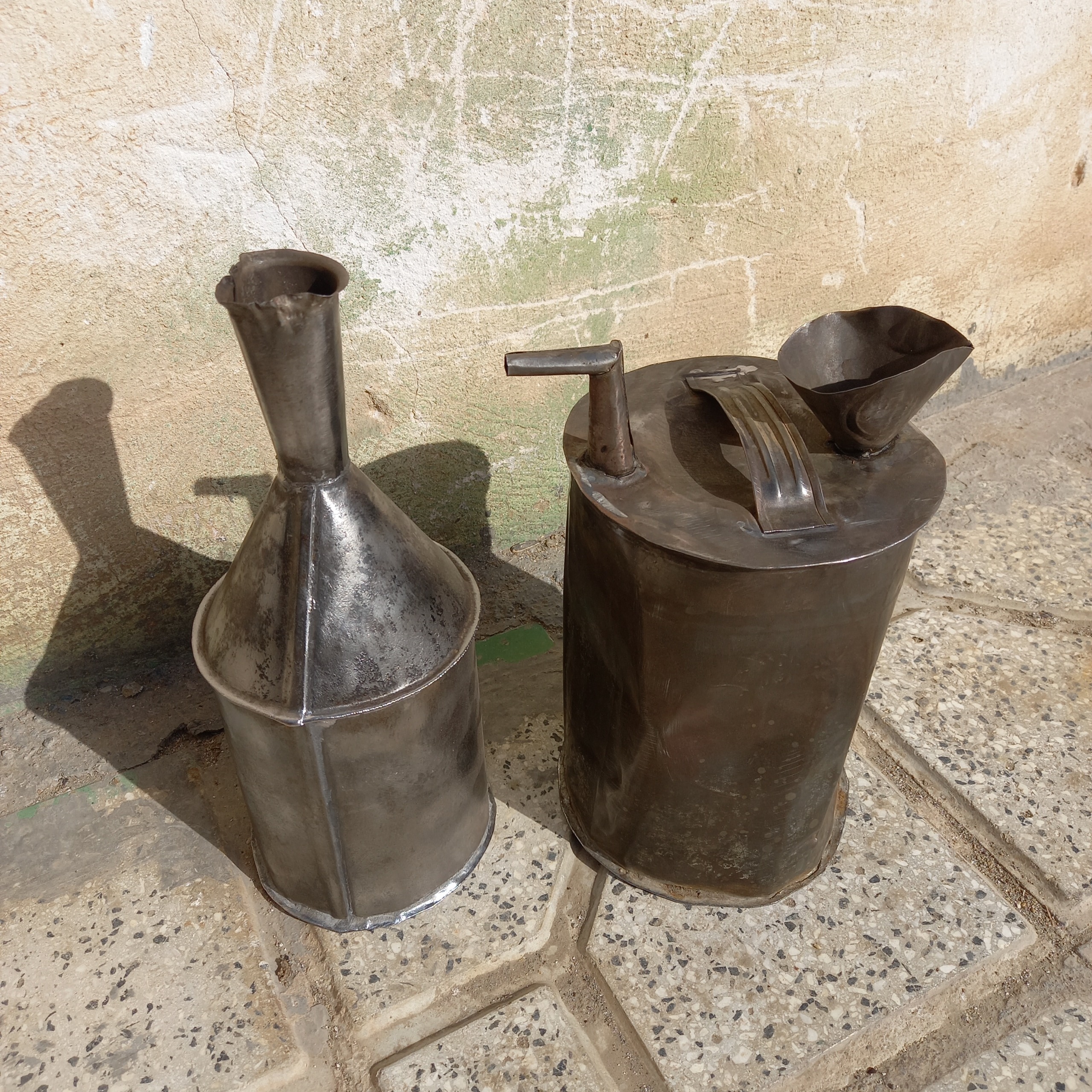 نفتدان و پیت مخصوص روغن چراغ قاجاری