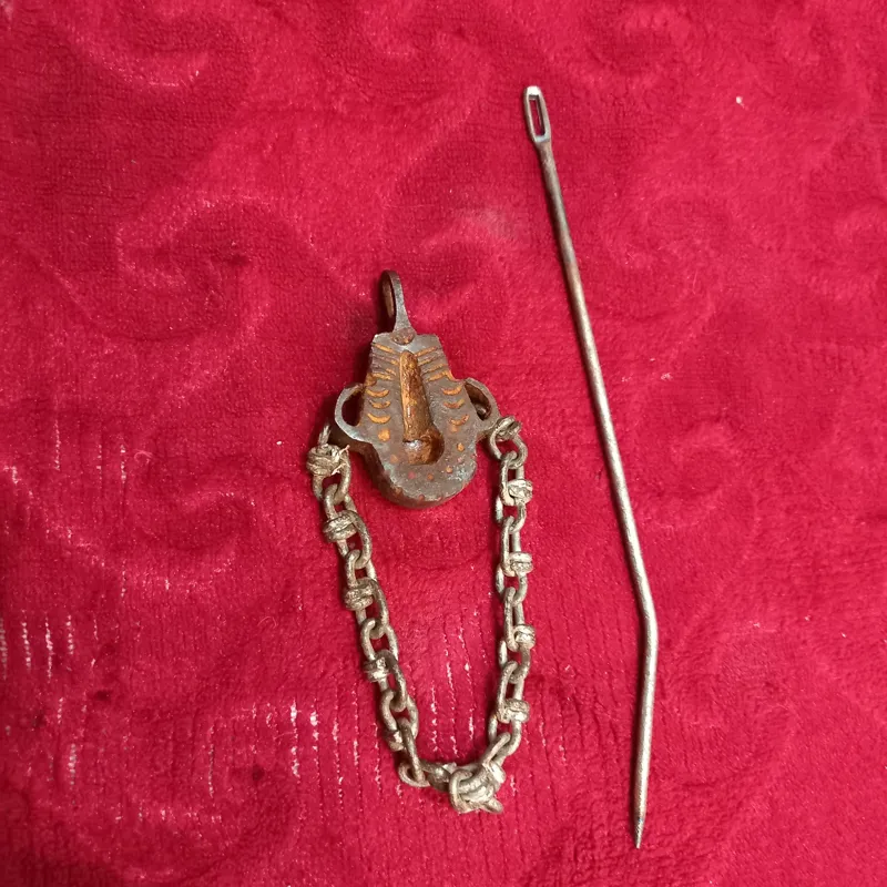 پالان دوز قدیمی باجوال