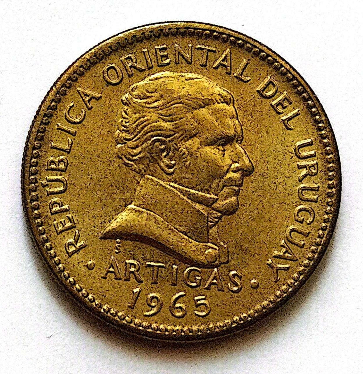 سکه 1پزواروگوئه 1965(کد5751)
