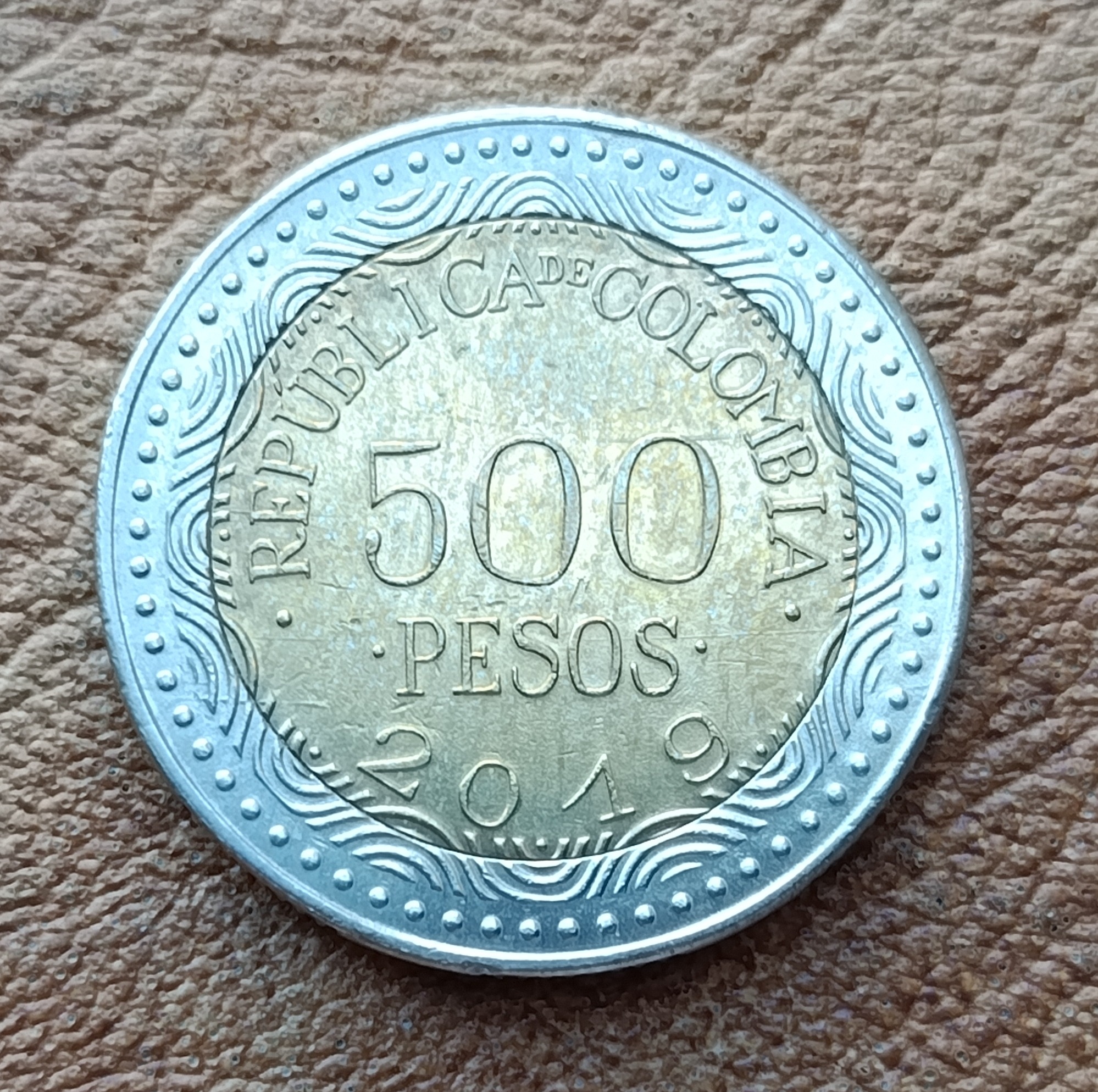سکه 500 پزو دورنگ کلمبیا 2019 (کد5053)