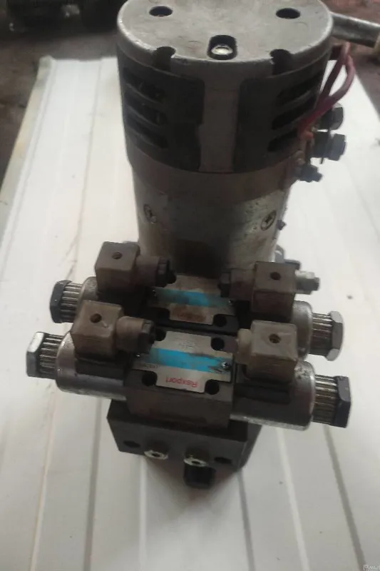 یونیت هیدرولیک 24ولت