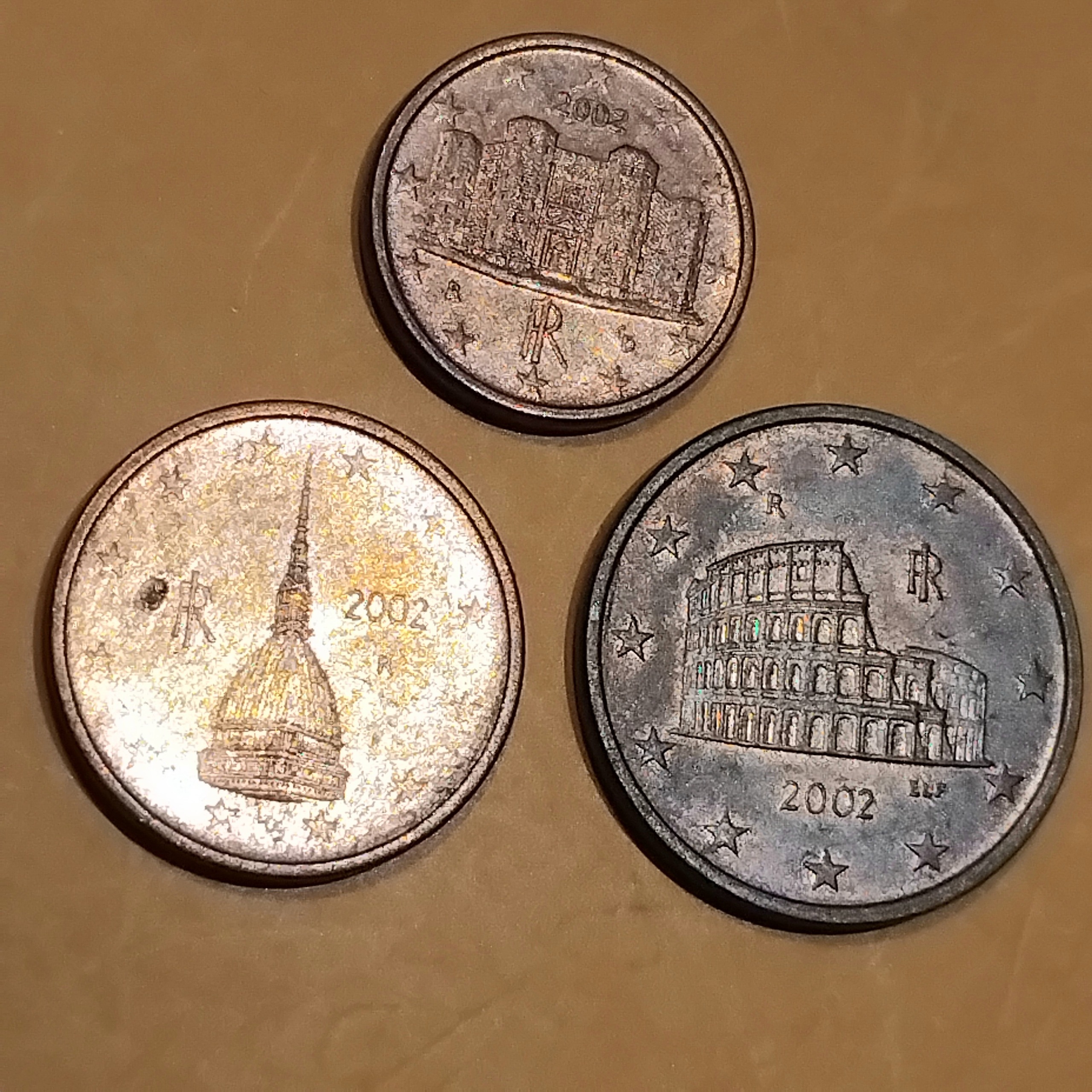 سکه ایتالیا یورو 1،2،5 سنت باهم تاریخ 2002 ش 200