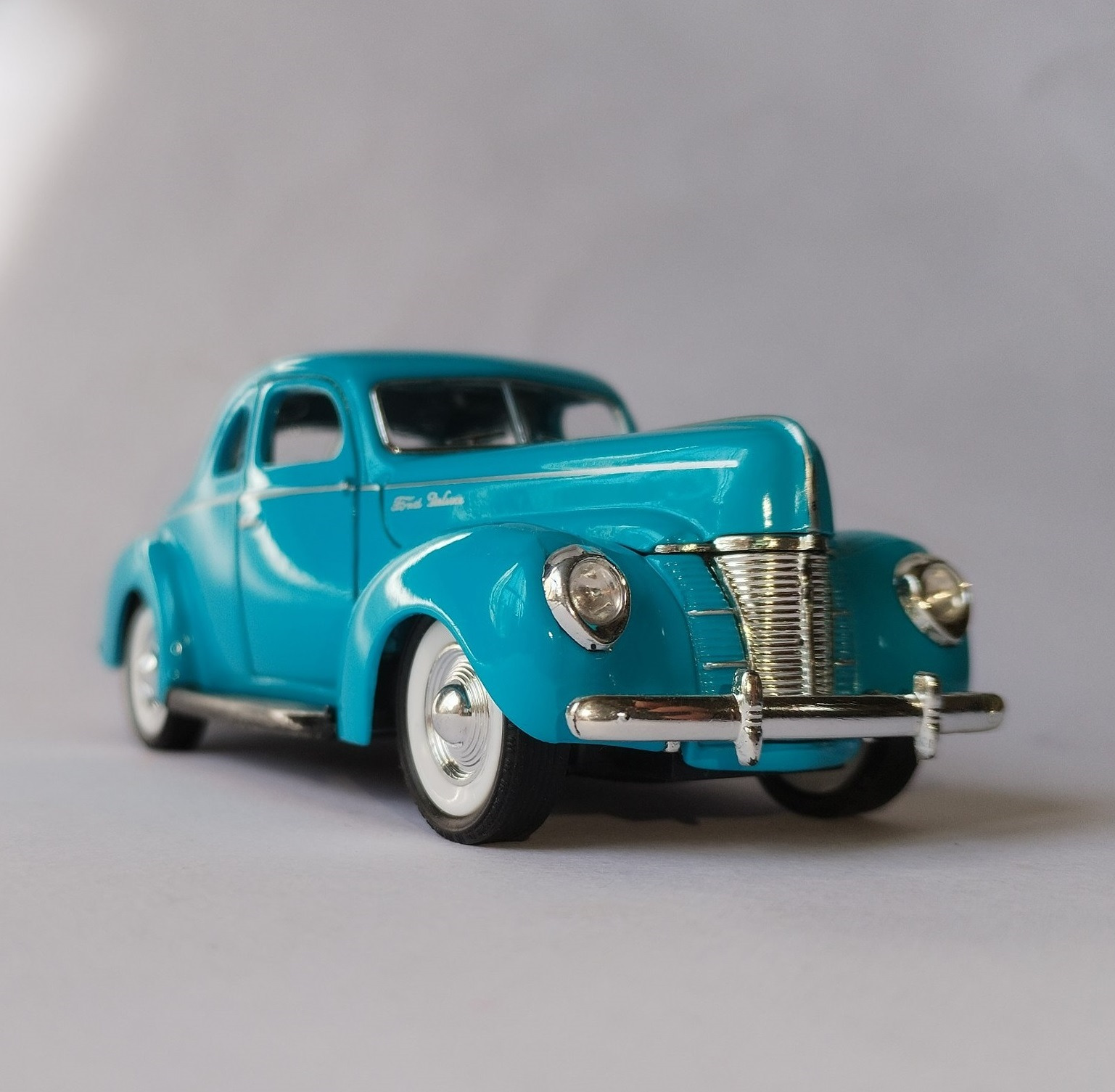  فورد دلوکس سانی ساید کمیاب