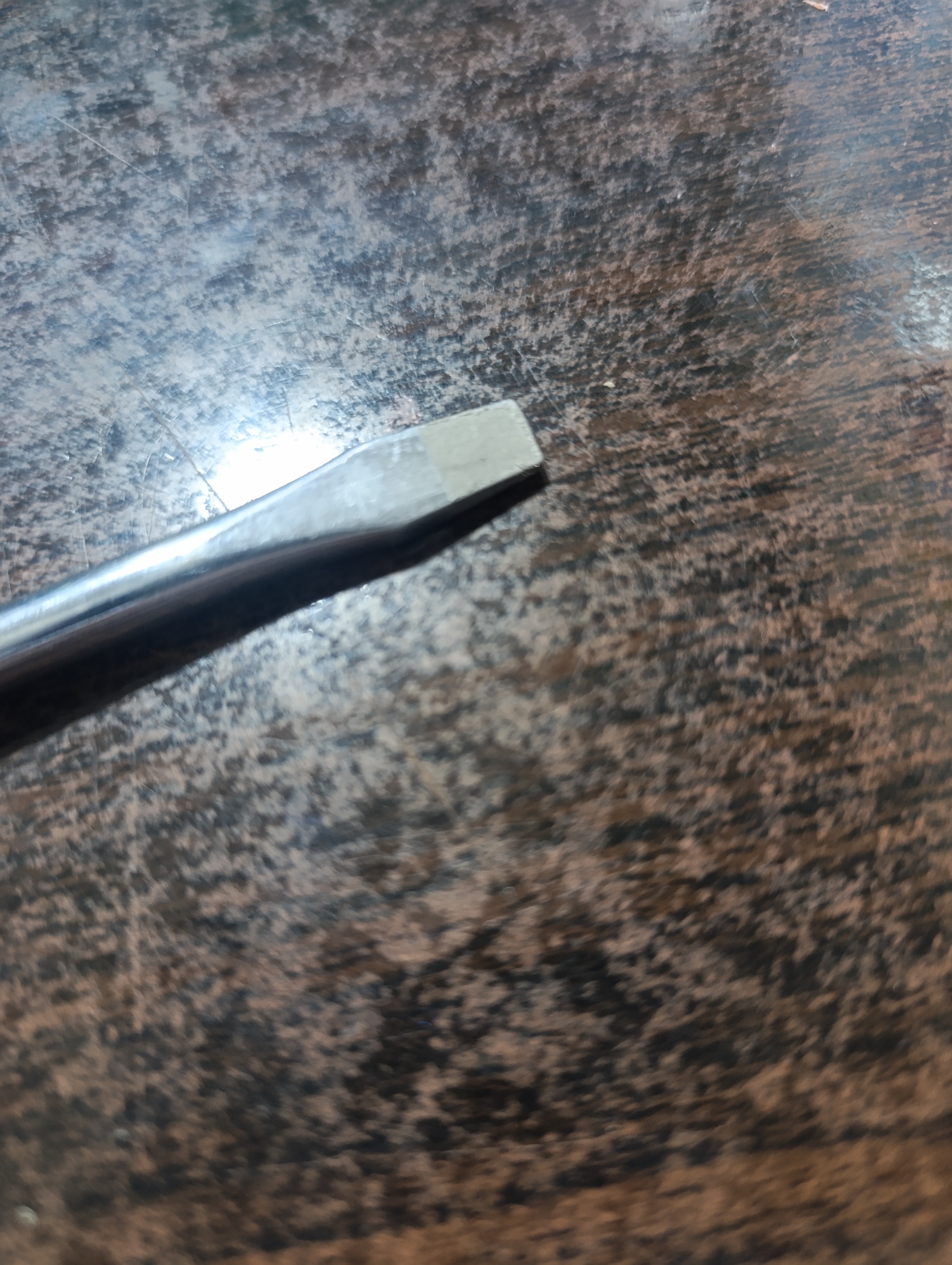 پیچ گوشتی فوق بلند 40 سانتی .تخت