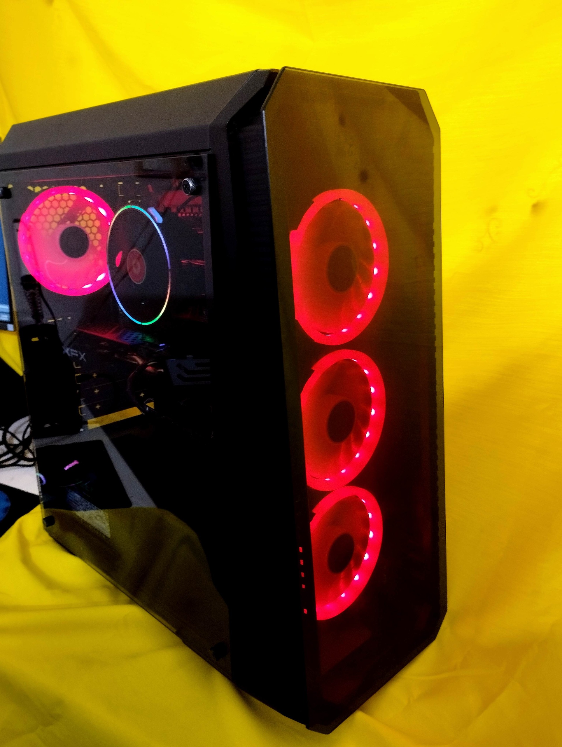 کیس گیمینگ 28هسته رم32گیگRGB گرافیک8گیگDDR6