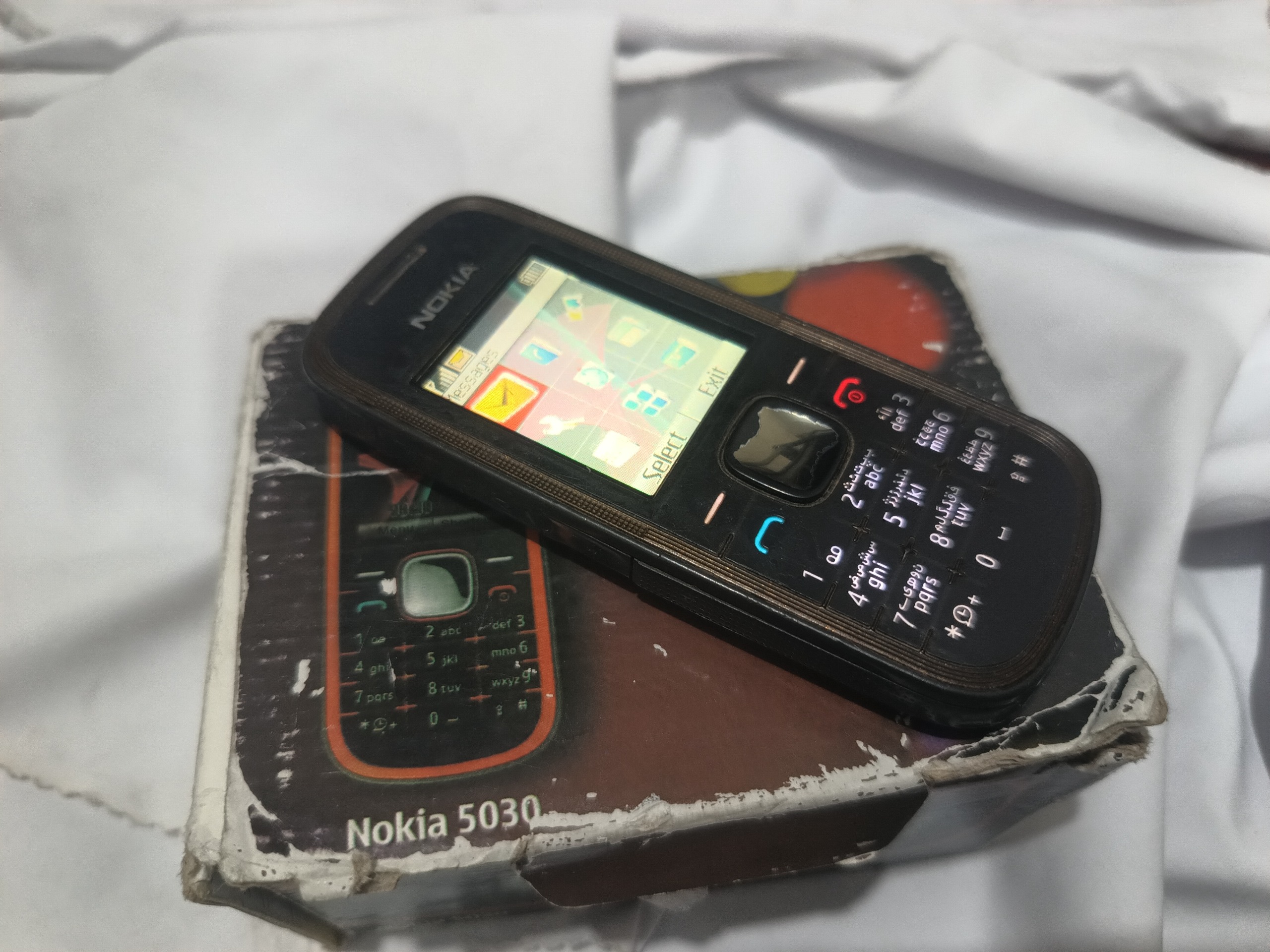رادیو دار و خوشدست نوکیا Nokia 5038