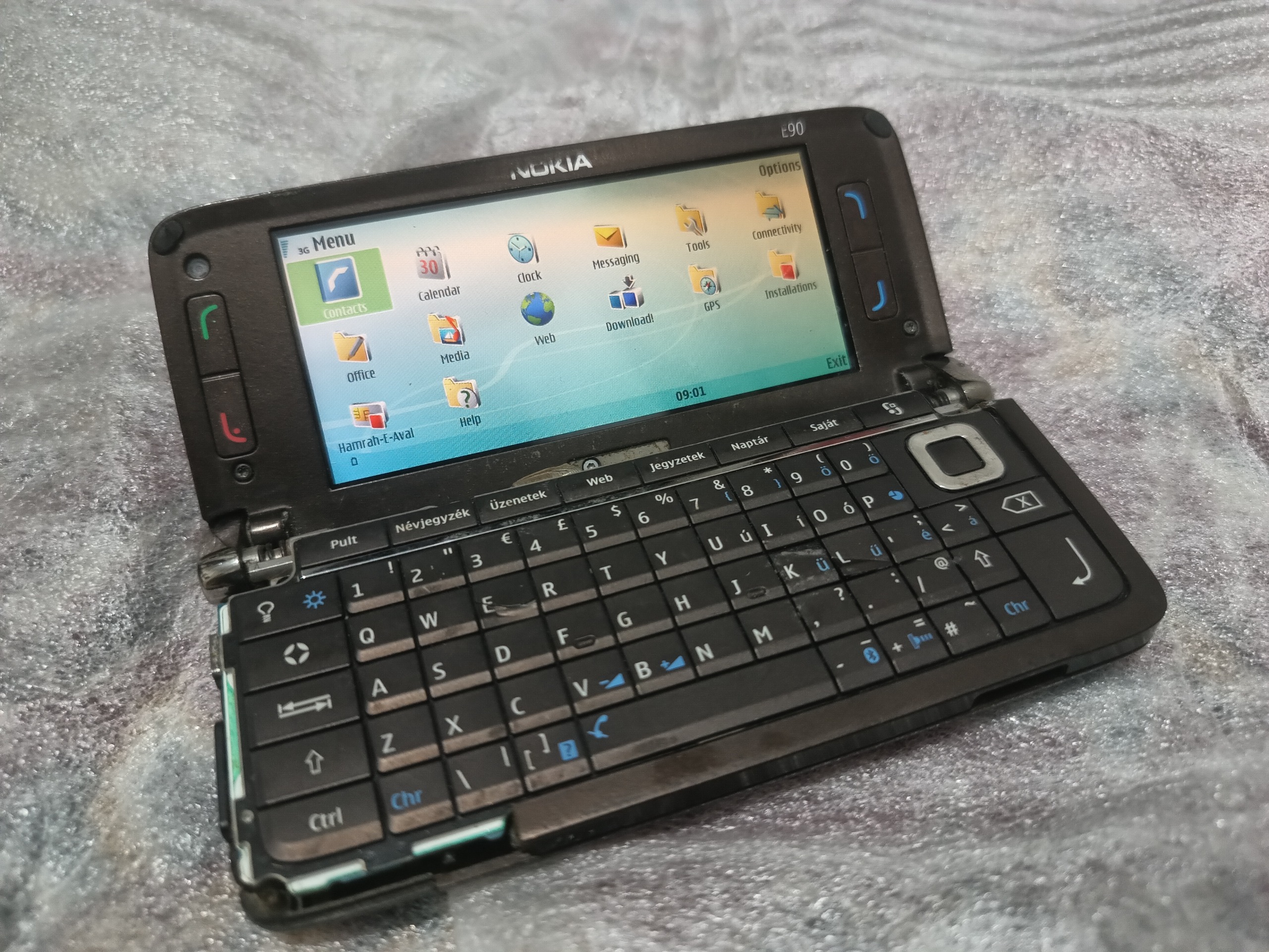 اکازیون لپ تاپی نوکیا Nokia E90