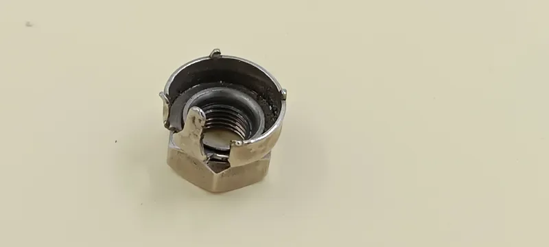 مهره انتن سقف