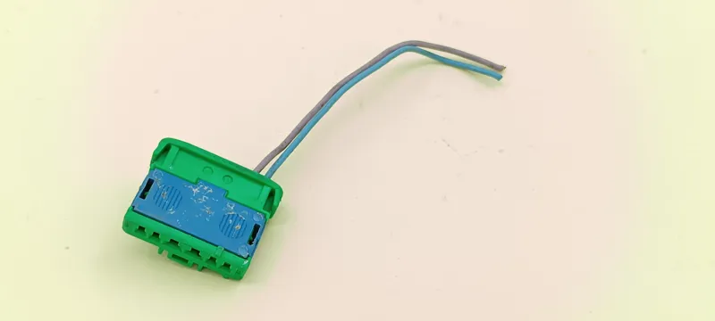 سوکت دسته سیم پژو 206