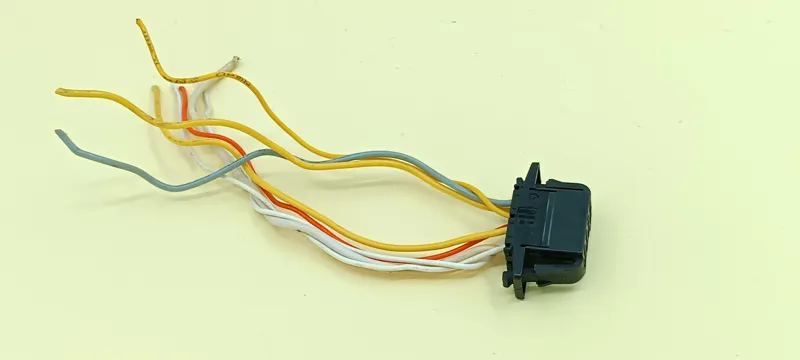 سومت دسته سیم پژو 206