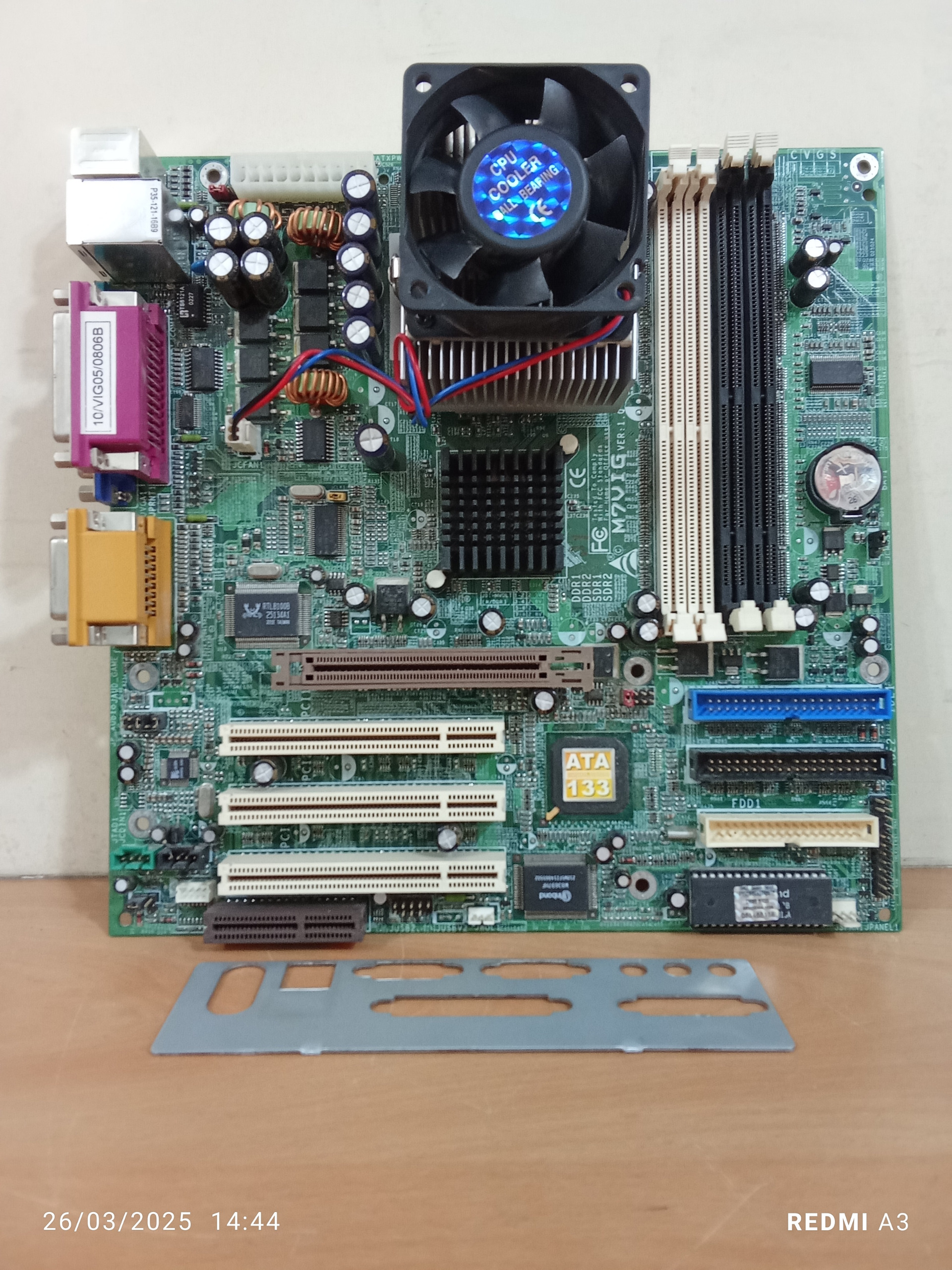باندل مادربرد قدیمی و کلکسیونی MSI مدلM7VIG