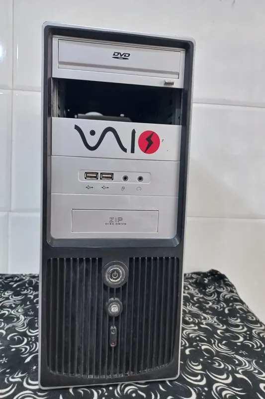 جعبه کیس مشکی نقره ای VAIO