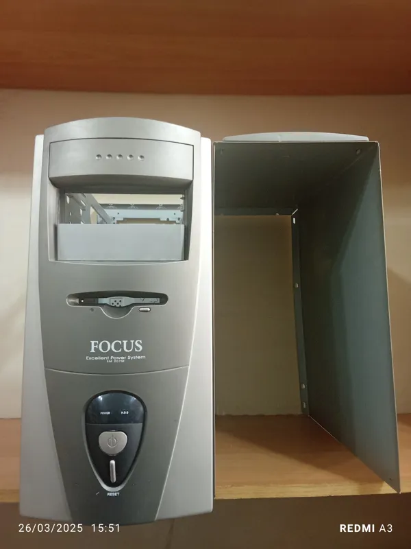 جعبه کیس قدیمی و کلکسیونیFOCUS طراحی زیبا