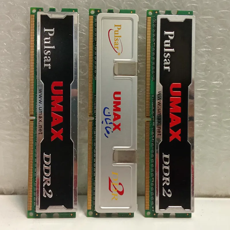 بسته 3عدد رم یک گیگDDR2 برند UMAX باس800