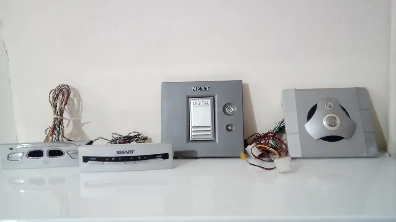 4 عدد پنل کلید دار جلو کیس-دارای LED