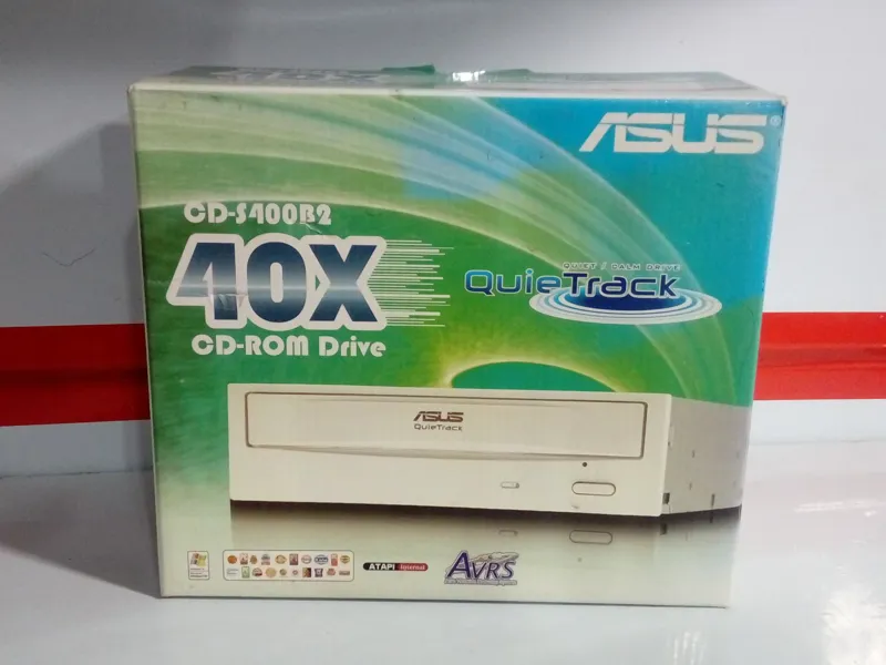 سی دی رام کلکسیونی نو و آکبند با کارتن برند asus