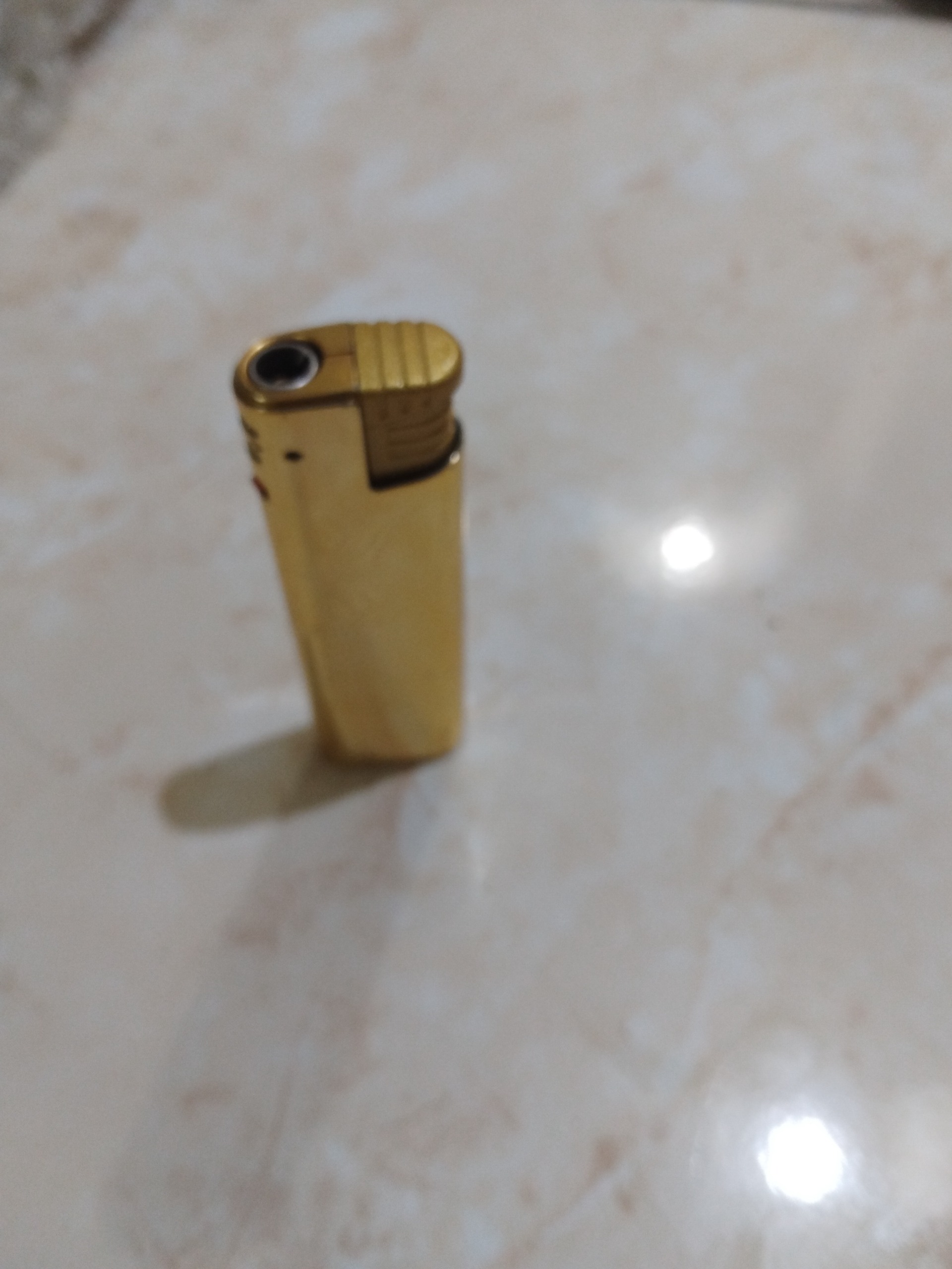 فندک طلایی زبیا برنالی