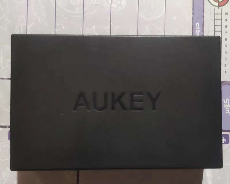 شارژر دیواری آکی AUKEY