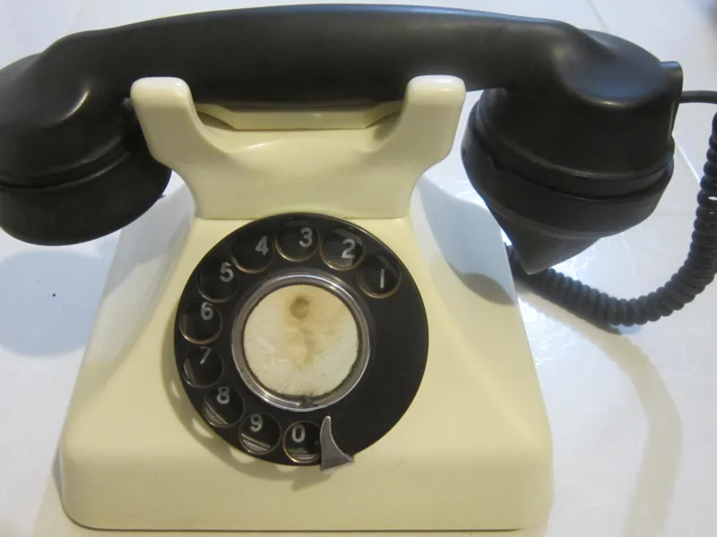 تلفن قدیمی کمیاب