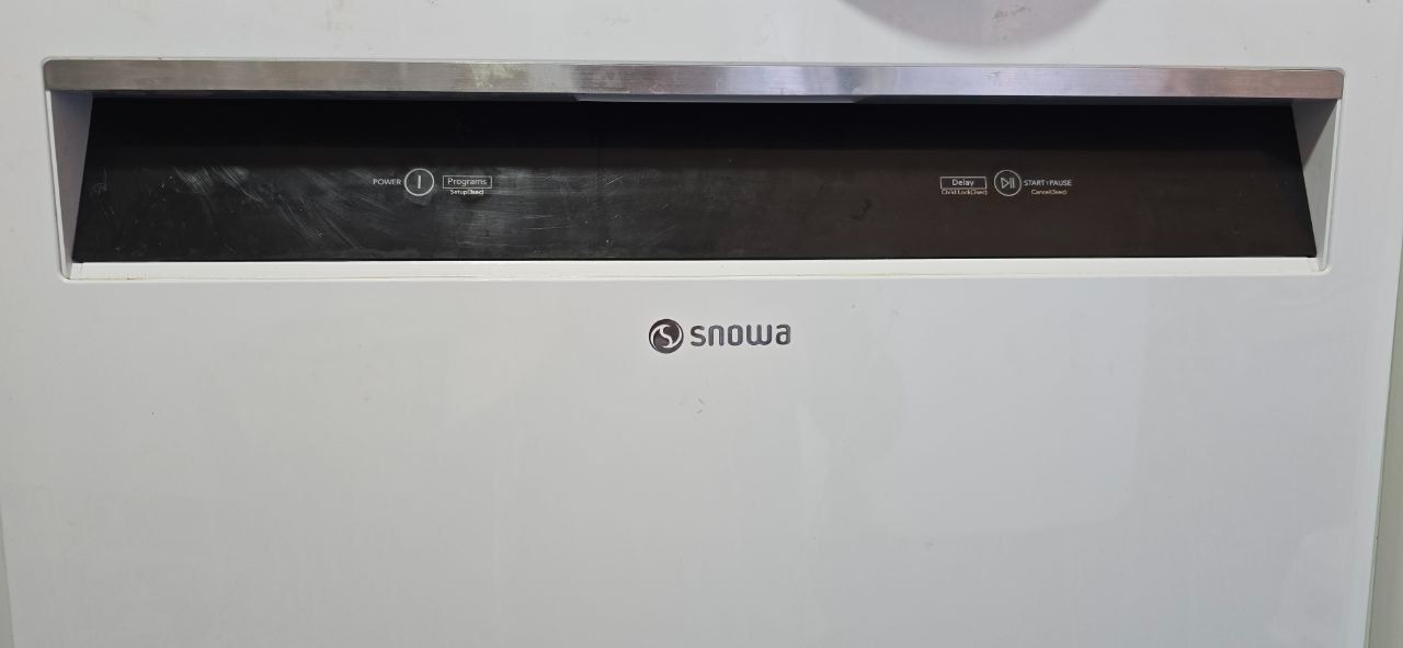 ماشین ظرفشویی اسنوا 13 نفره مدل f353200 snowa
