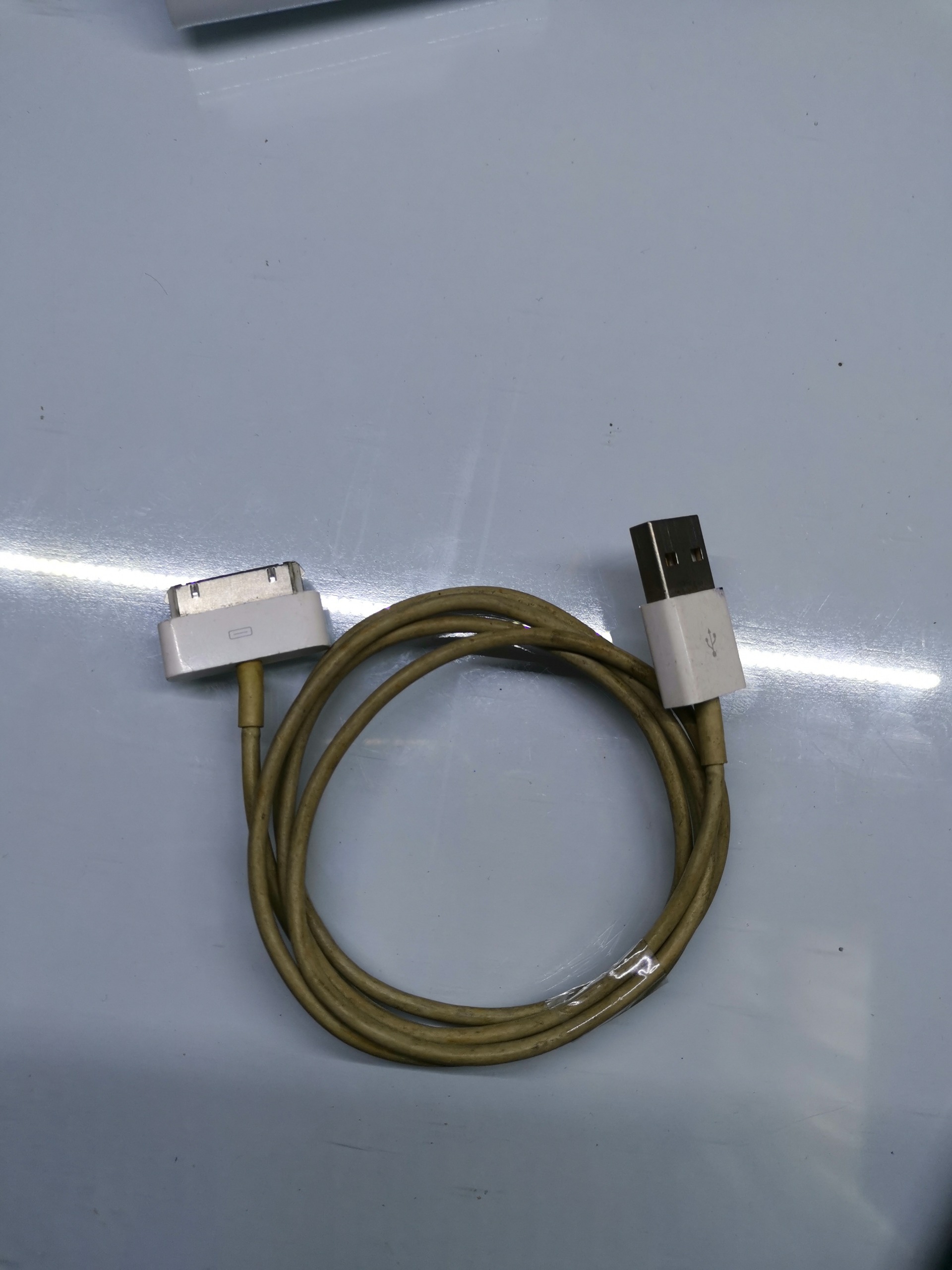 کابل شارژ فابریکی آیفون 4 ,4s