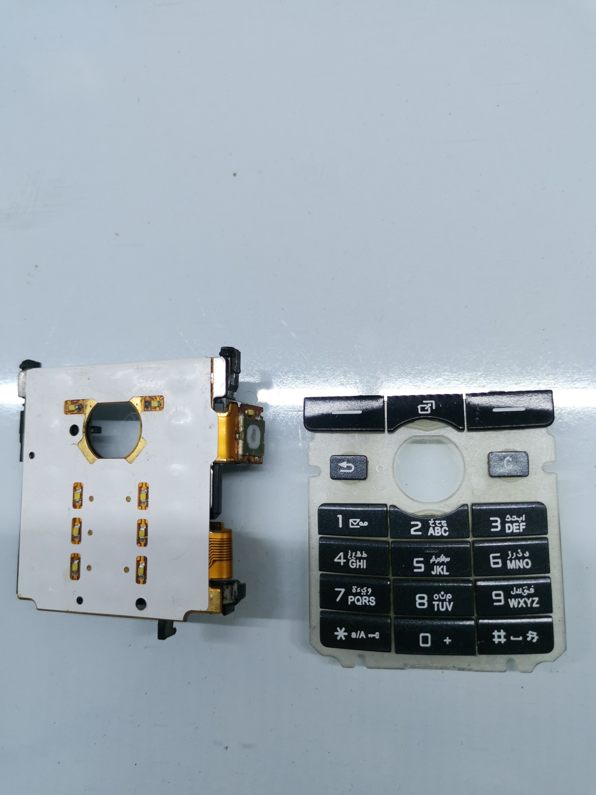 فلت کیپد فابریکی با صفحه کلید سونی اریکسون K750