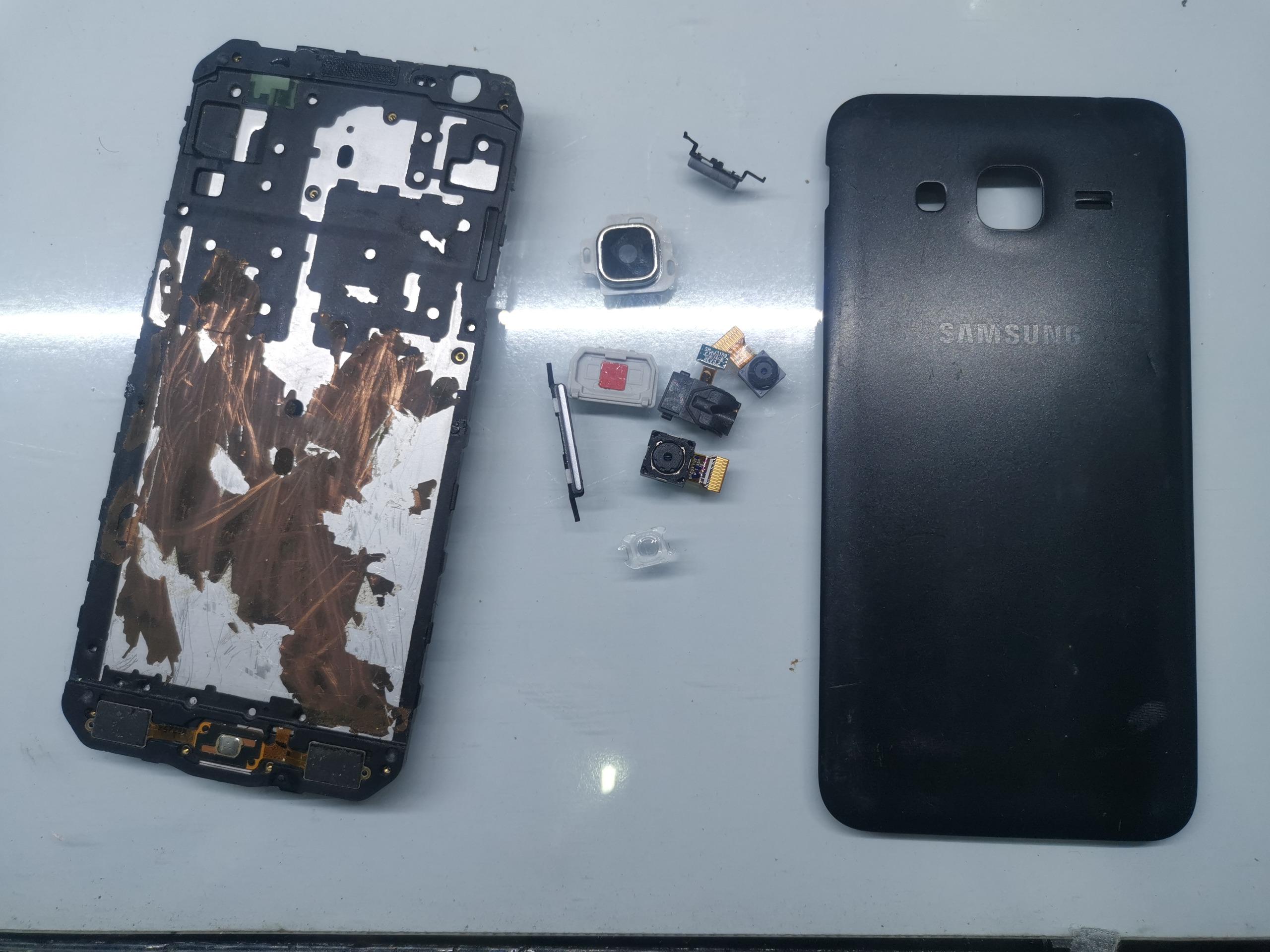 قطعات سامسونگ J3 دوربین ها فلت هوم. اسپیکر درب پشت