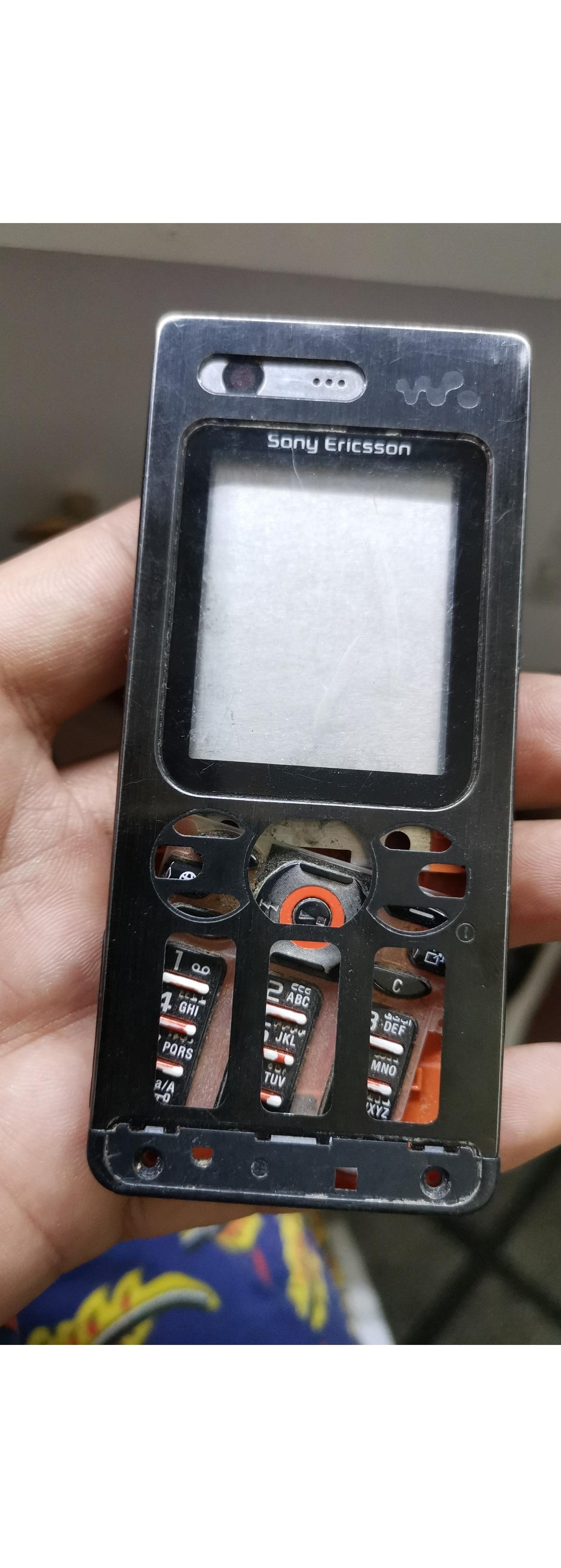 قاب استوک فابریکی ناقص w88i سونی اریکسون