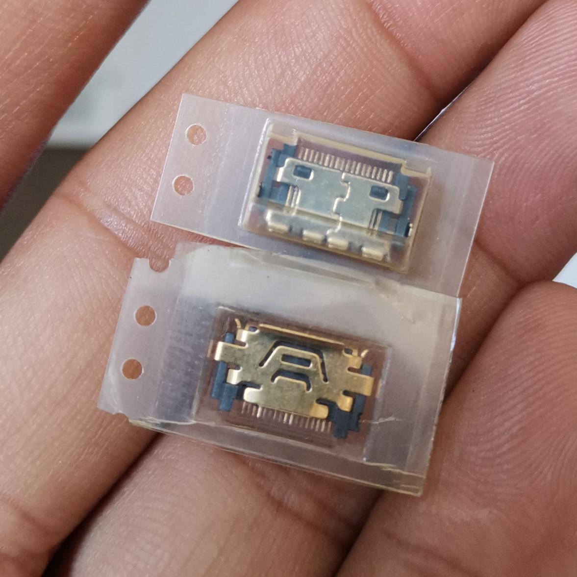 سوکت شارژ الجی Kp500 LG KU990 و...