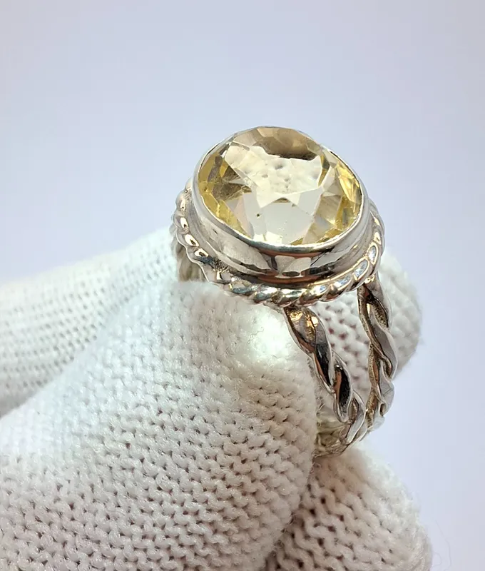 انگشتر نقره 925 دستساز با نگین سیترین معدنی حراج