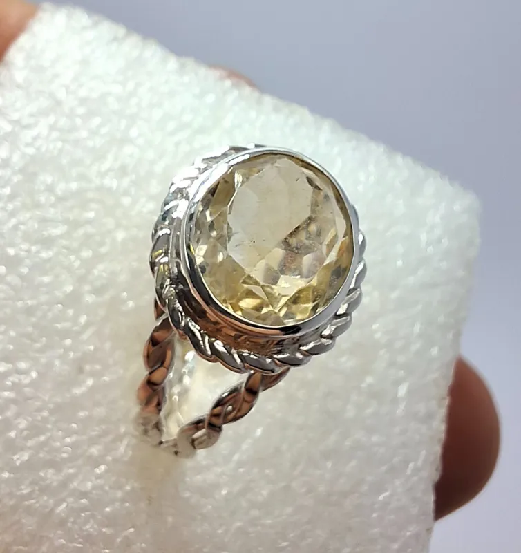 انگشتر نقره 925 دستساز با نگین سیترین معدنی حراج