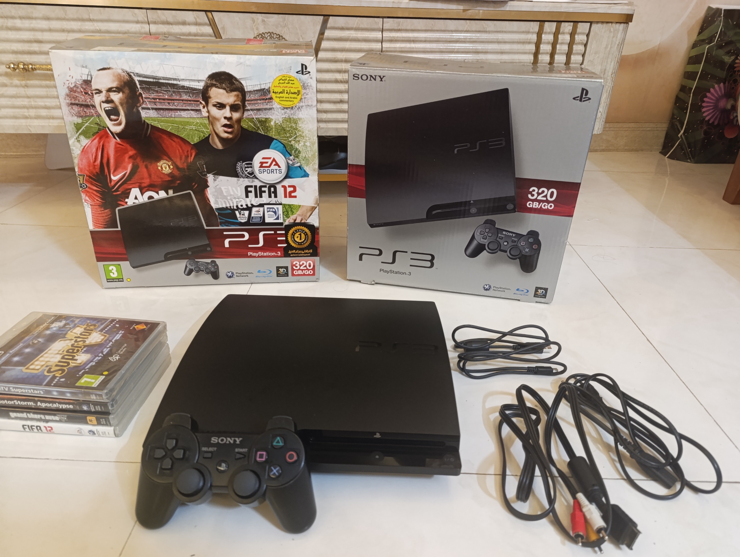 PS3 SLIM 320 در حد نو