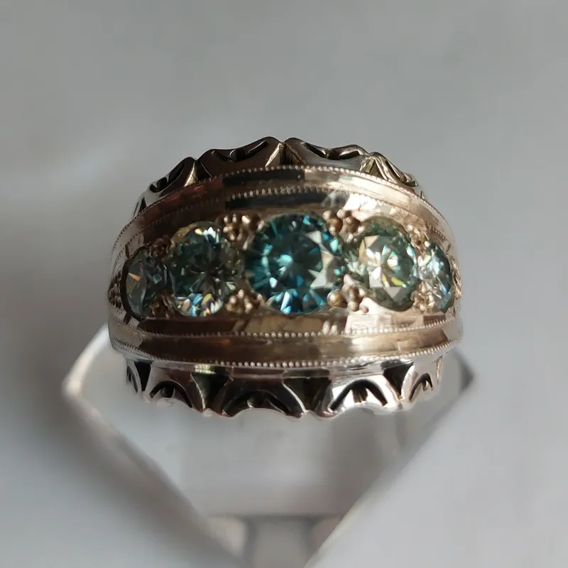 انگشتر موزانایت پنج نگین طلعلو عالی