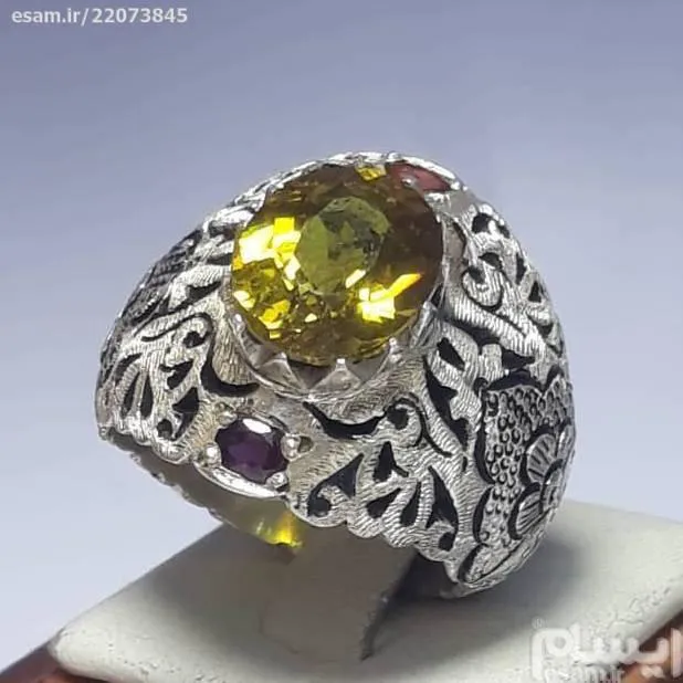 انگشتری جواهری سلطنتی زیبا