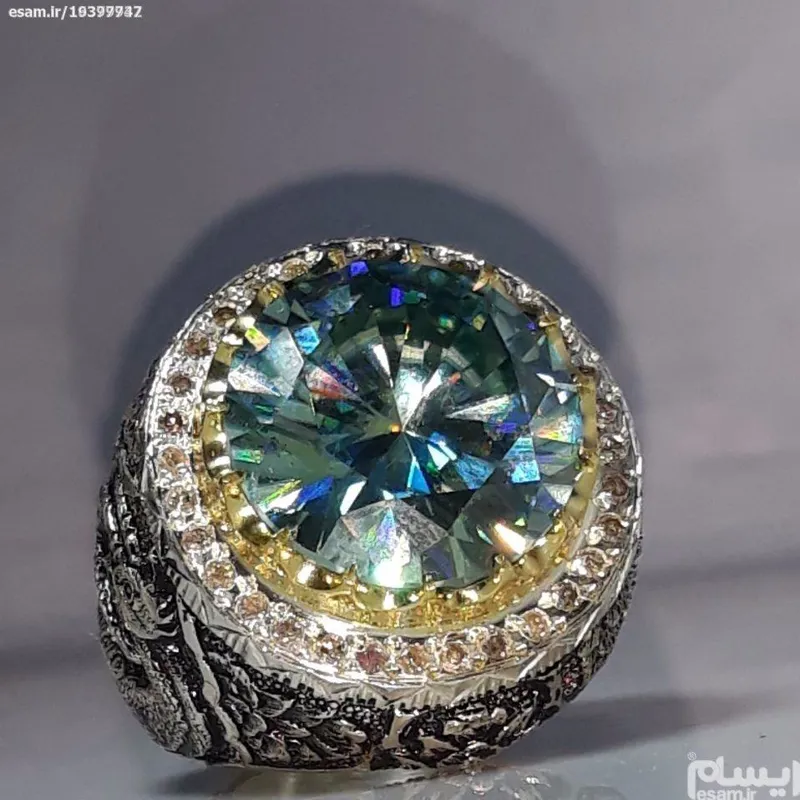 انگشتری فوق سلطنتی موزانایت سختی 10بالای (26قیراط)