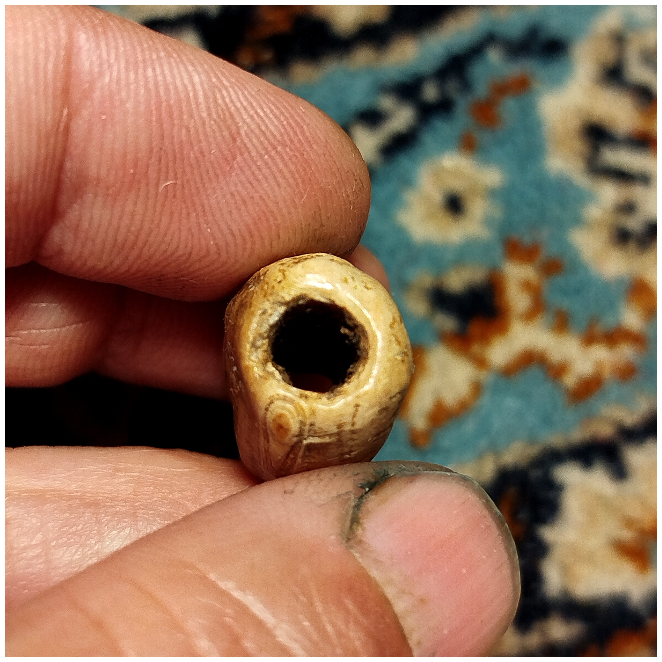 مهره بسیار کهنه