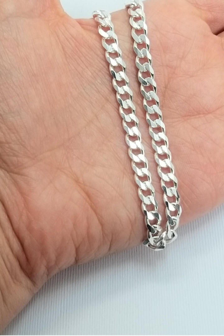 دستبند نقره 925 وزن 11,10g طول 21 سانت