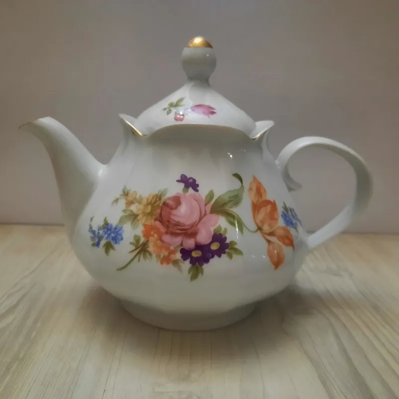 قوری قدیمی المانی بسیار زیبا وخاص