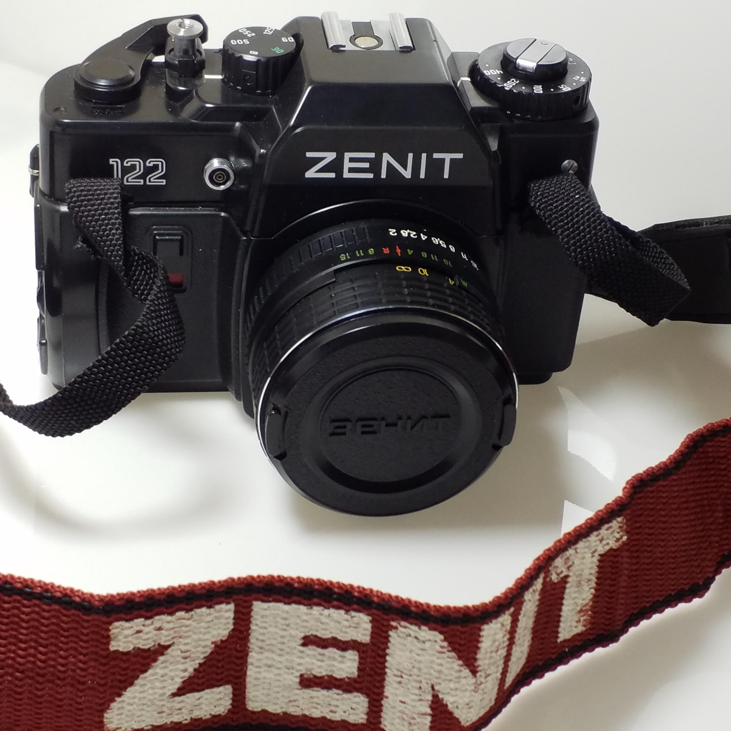 دوربین زنیت 122 Zenit روسی، فلاش ناسیونال و کیف