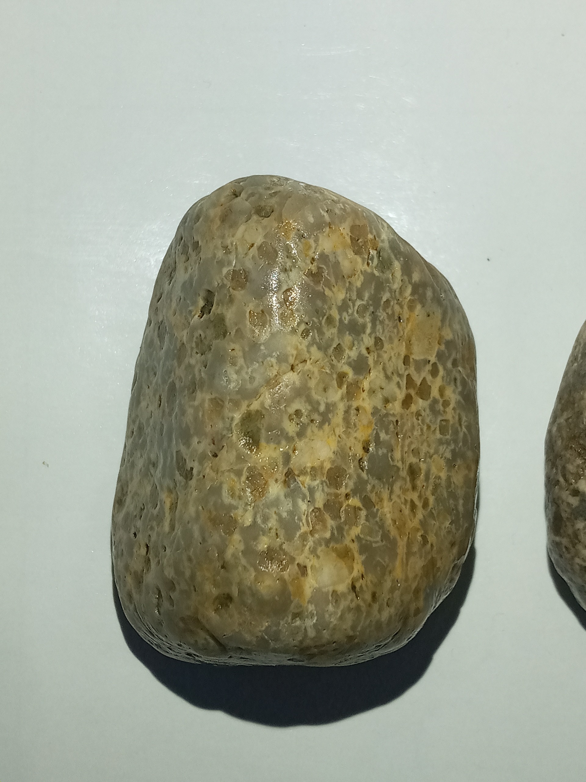 سنگ کمیاب مناسب نگین فاخر یا کلکسیون کردن