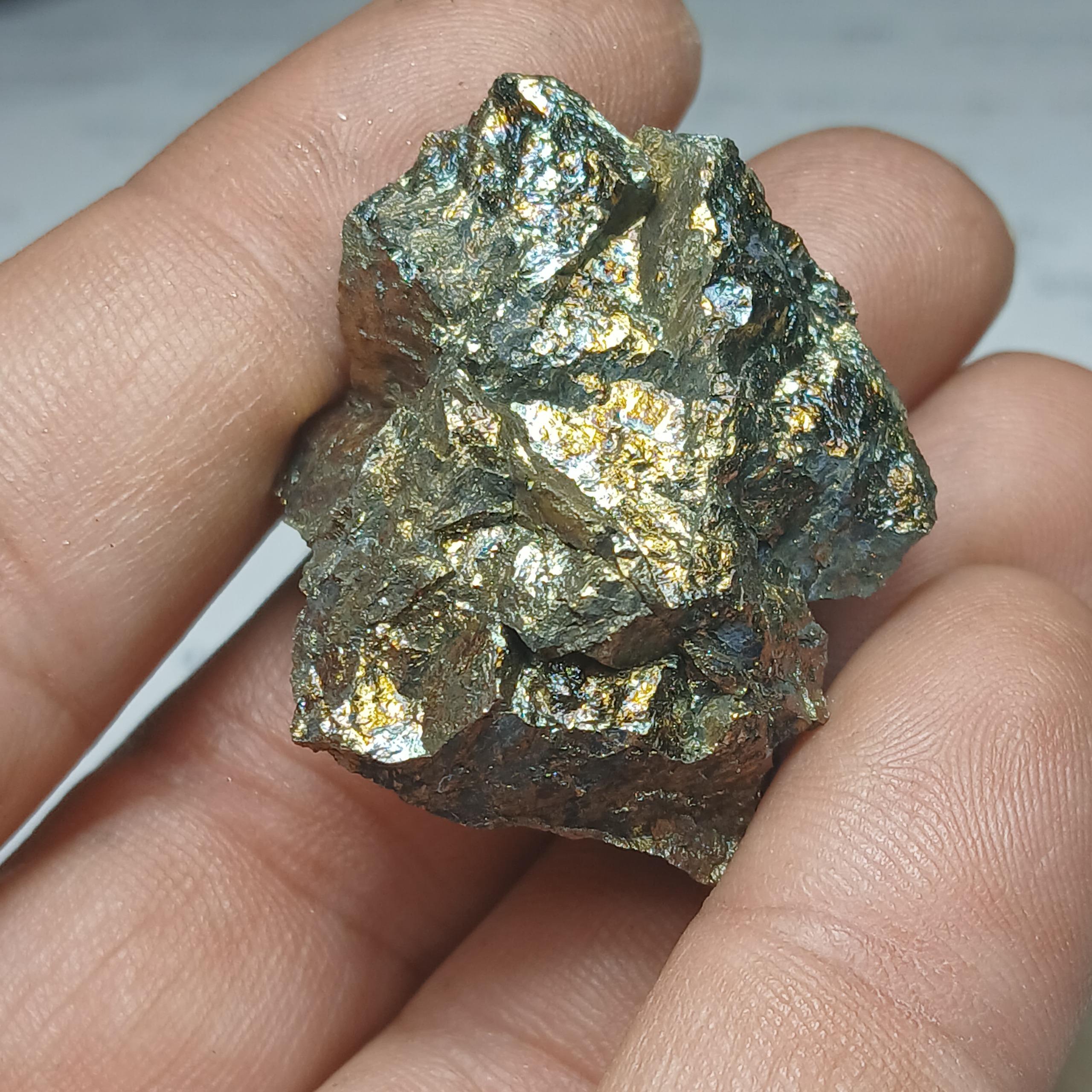 پیریت بورنیت کد18 _ابعاد3×3سانت