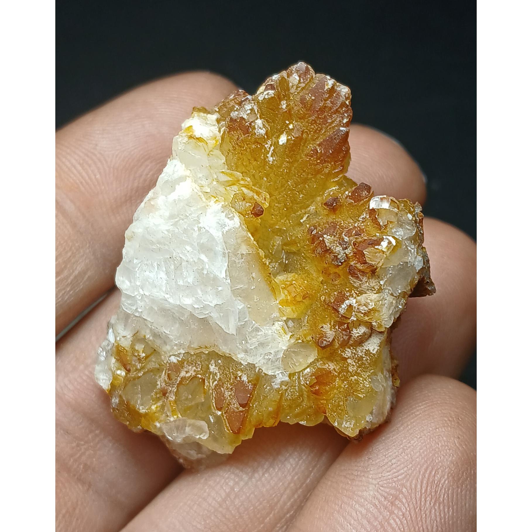 کلسیت فلاور هماتوئیدکد17_ابعاد4×3سانت