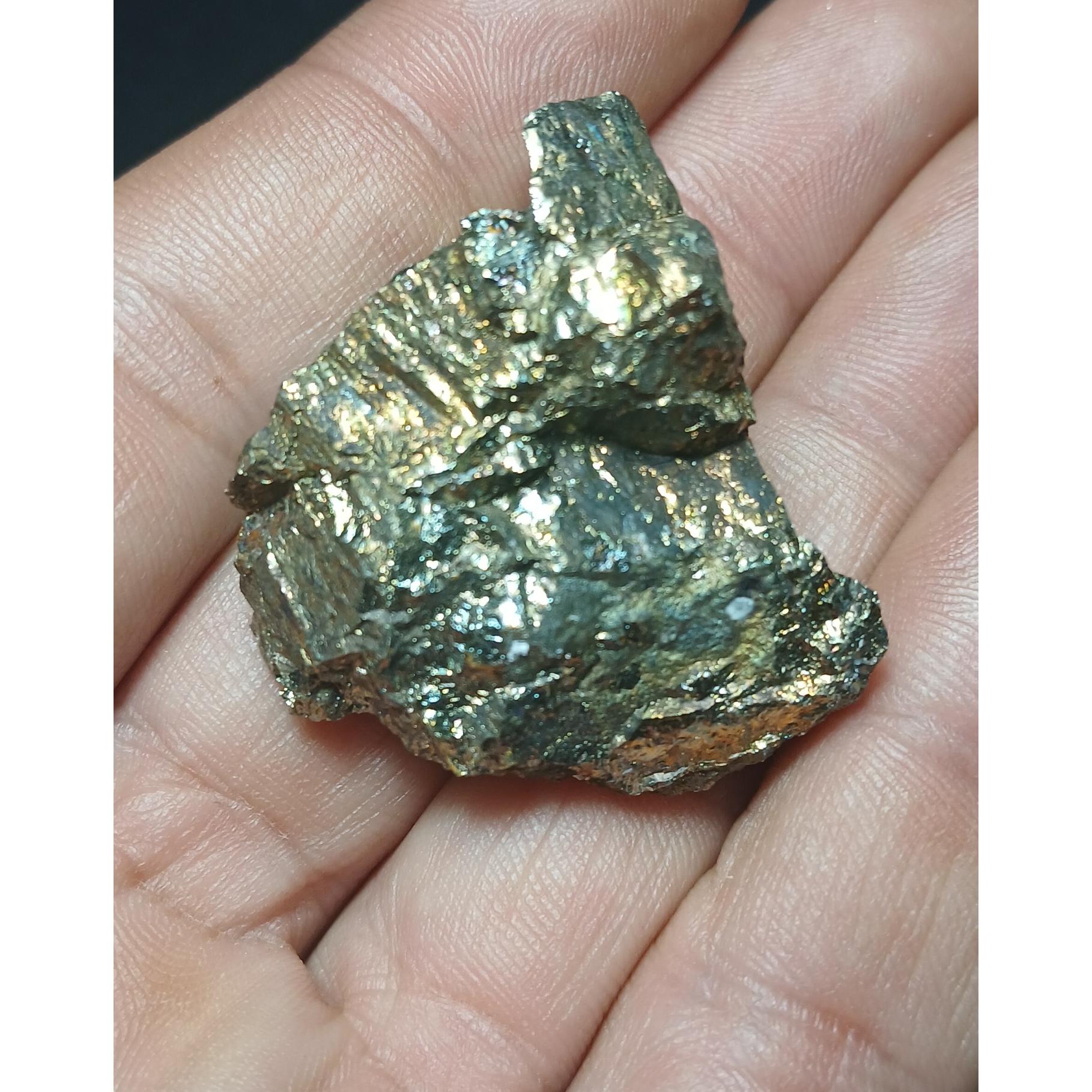 پیریت طلایی کد116 _ابعاد3×3سانت