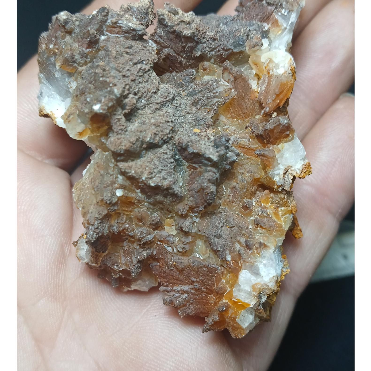 کلسیت هماتوئیدی کد167 _ابعاد6×4سانت