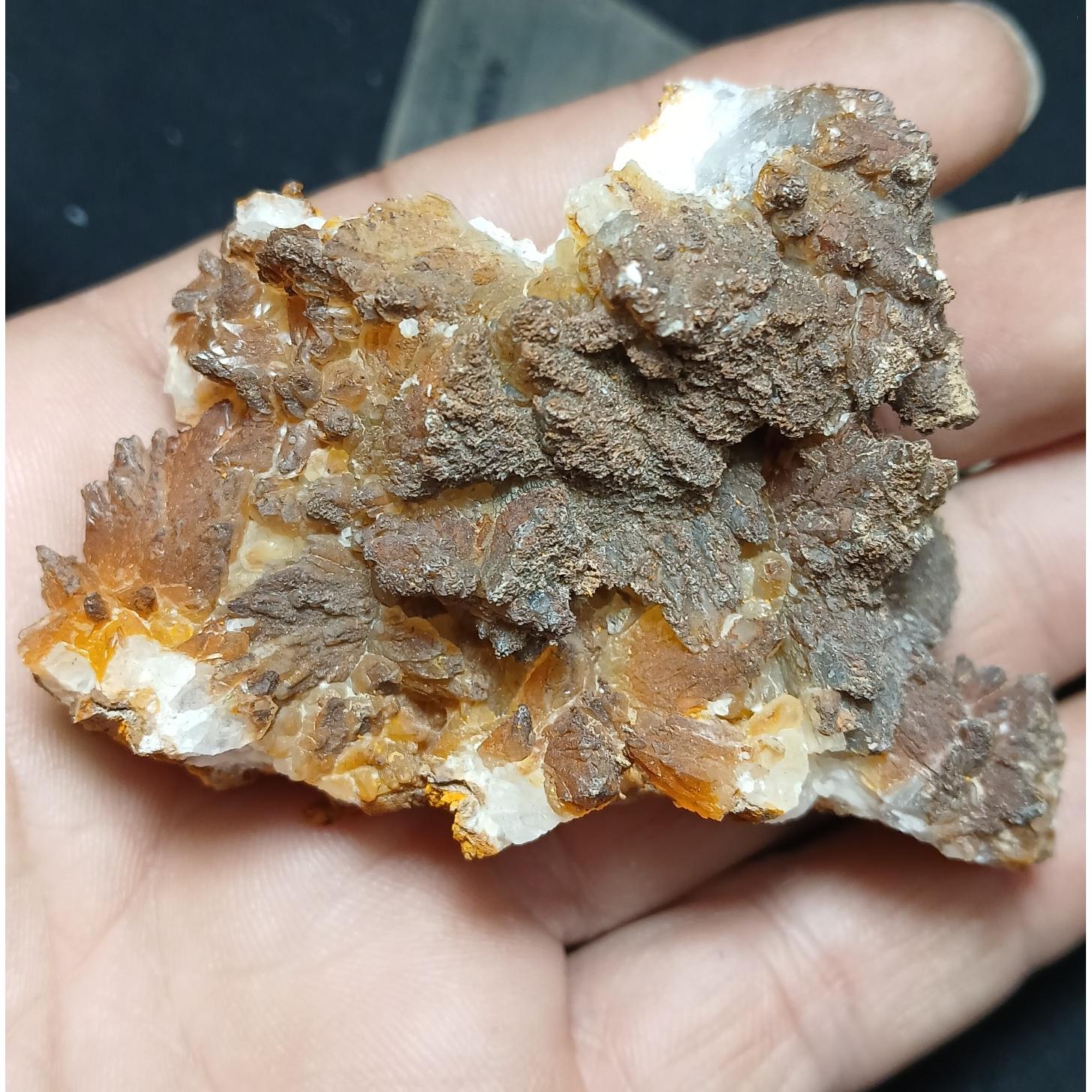 کلسیت هماتوئیدی کد56_ابعاد7×5سانت