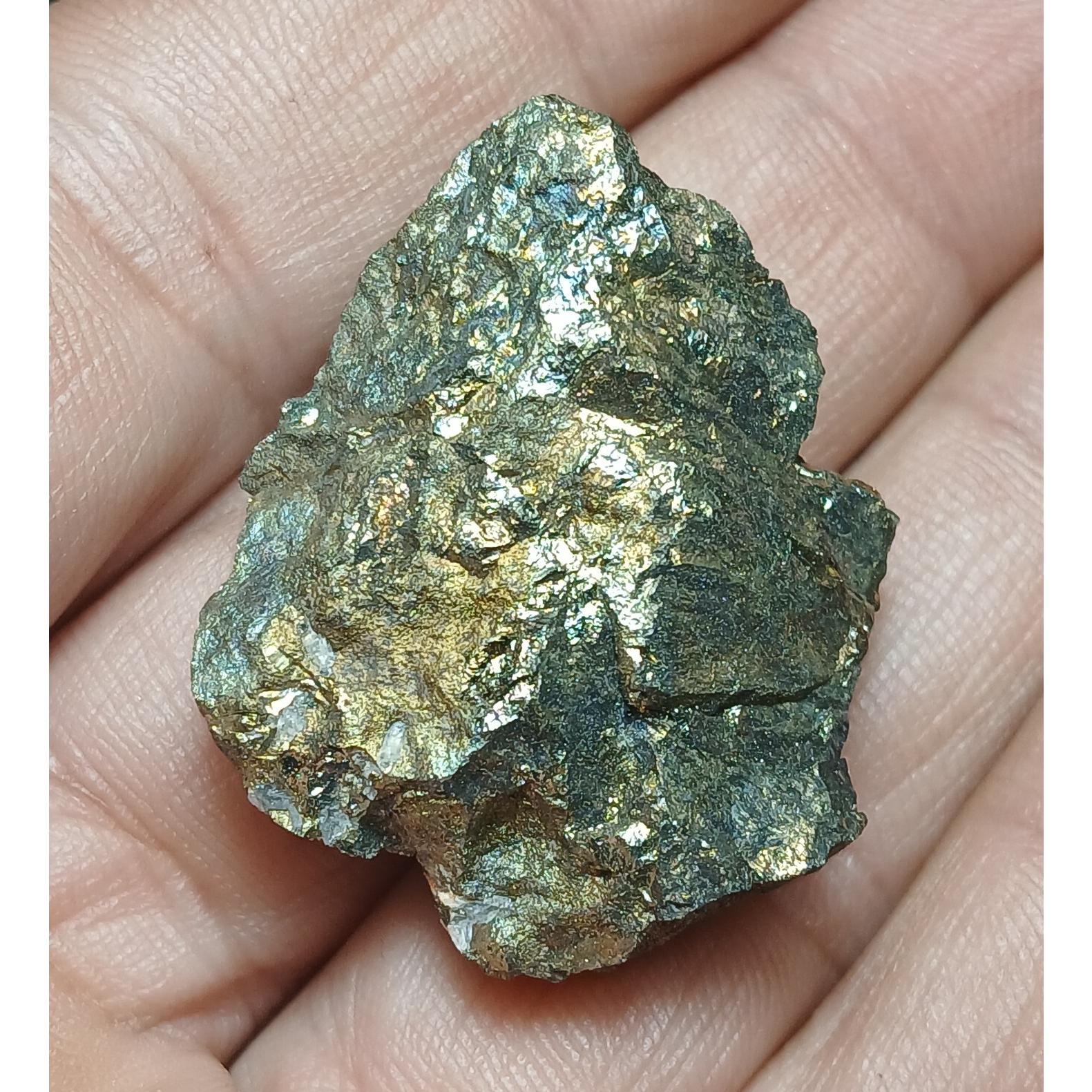 پیریت طلایی کد18 _ابعاد3×3سانت