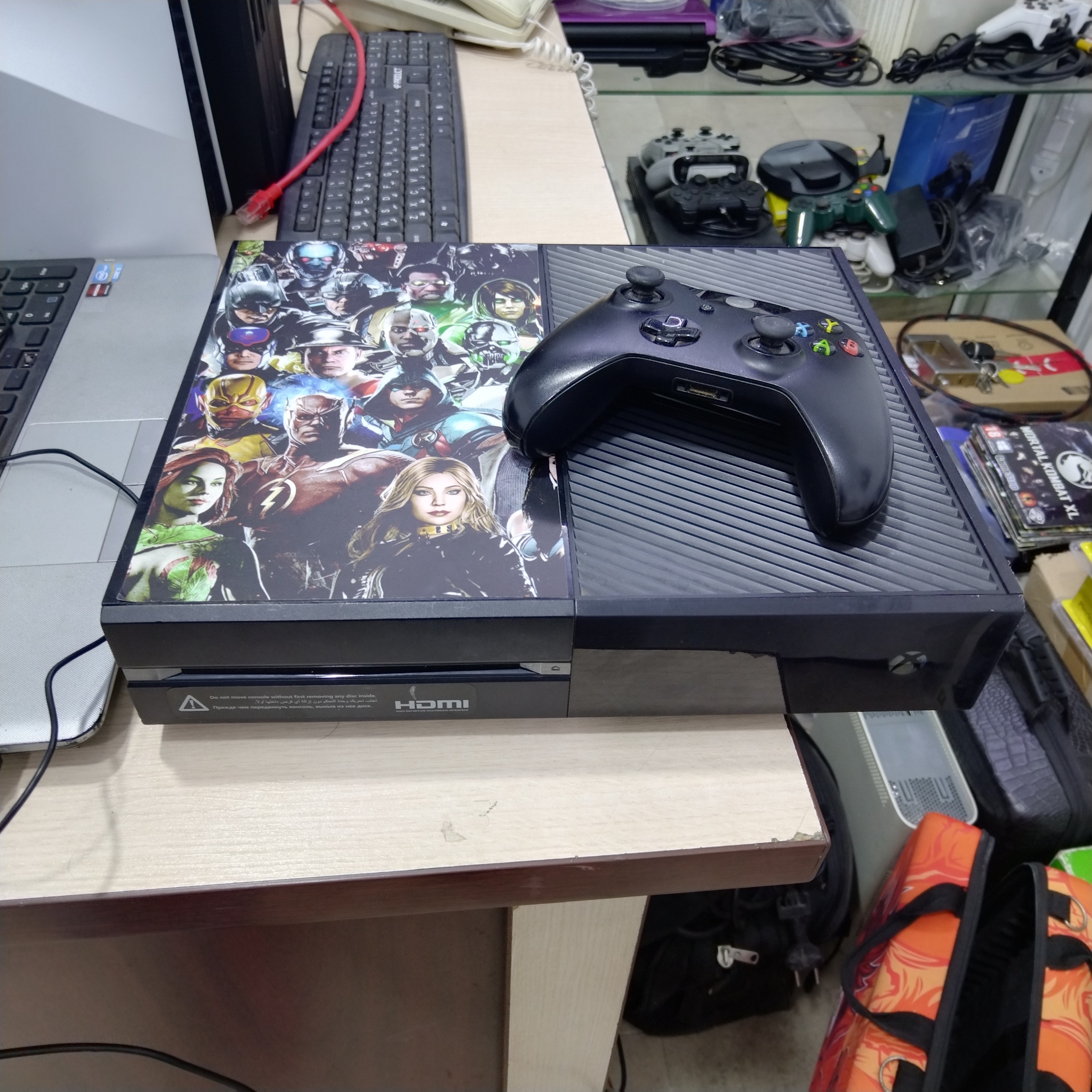 ایکس باکس وان تمیز به همراه بازی