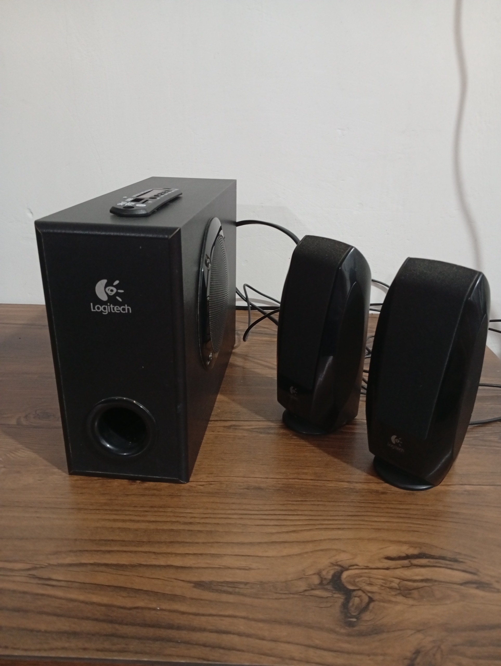 اسپیکر لاجیتک s220 بلوتوثی
